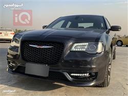 کرایسلەر 300